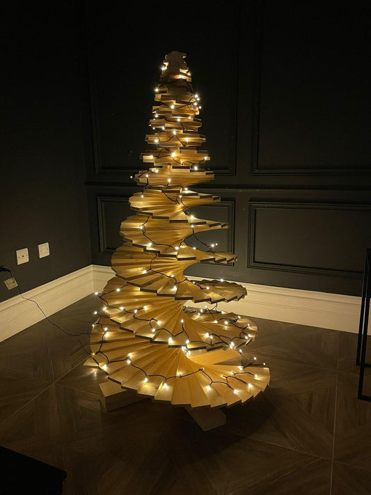 Spiral Design Wooden Christmas Tree